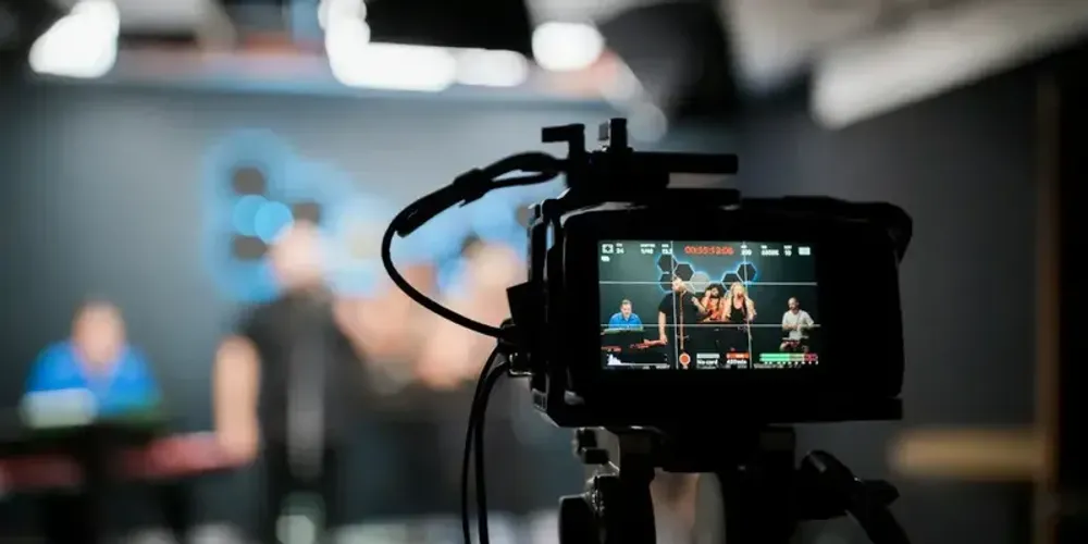 img of 無観客・配信ライブの新しいカタチ【無料で見れるおすすめ9選】